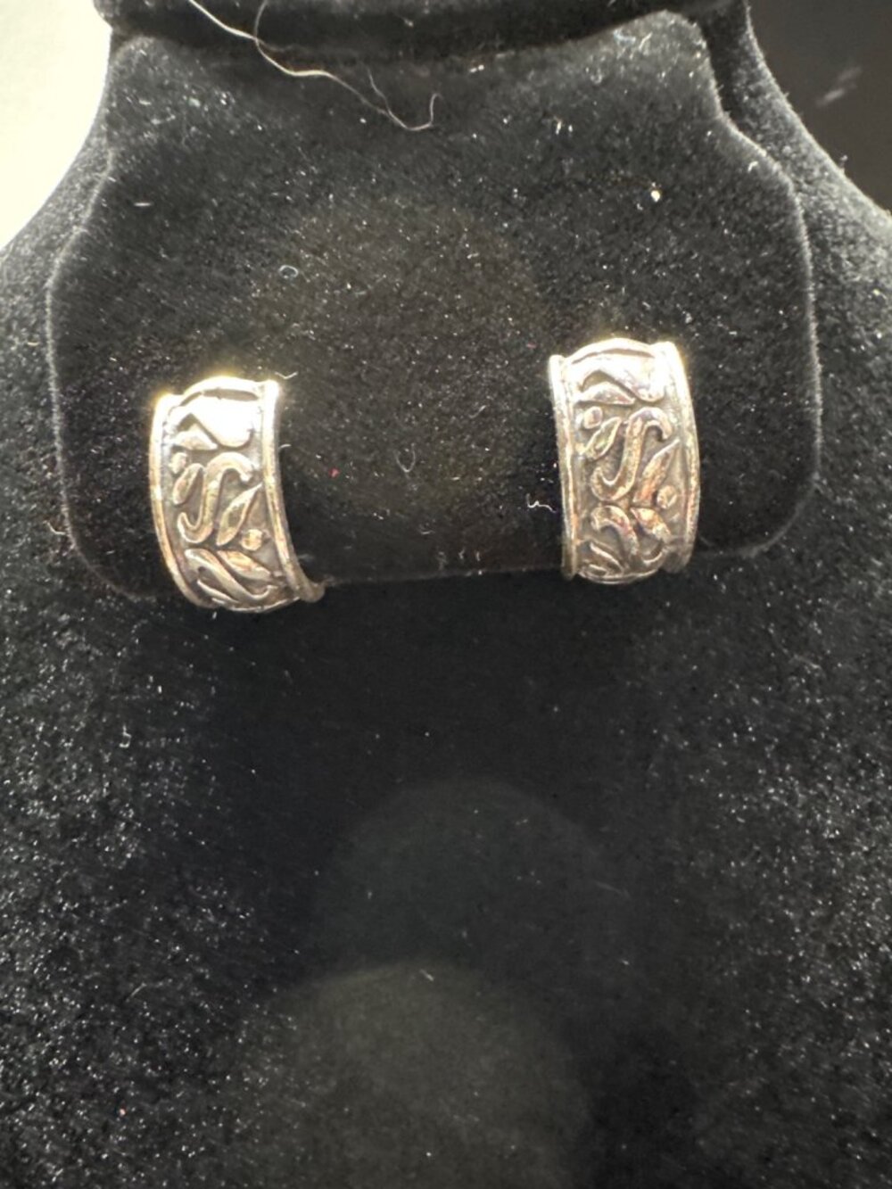 Sterling Silver 925 Thailand Vintage Hoop Earrings With Engraved Floral Design